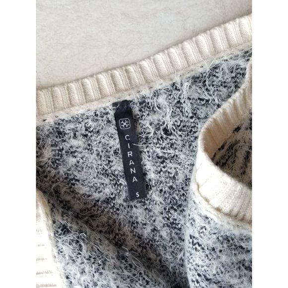 Cirana Aztec Western Pattern Cardigan - Picture 6 of 7